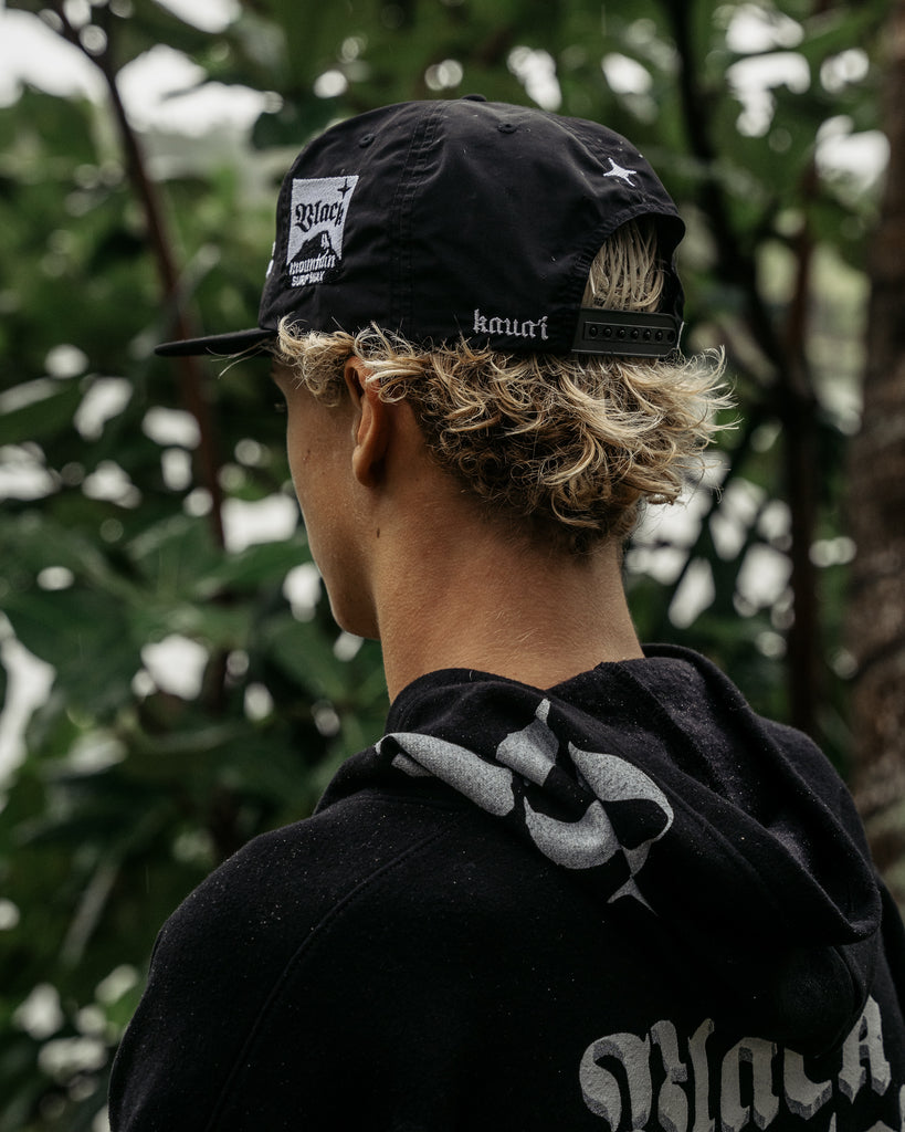 The Black Mountain Saltwater Snapback Hat — Black