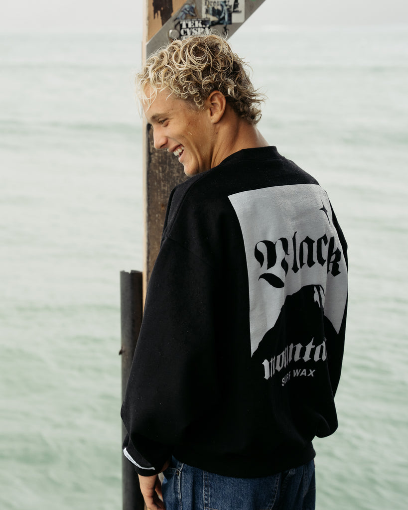 The Southern Sky Crew Sweatshirt — Black